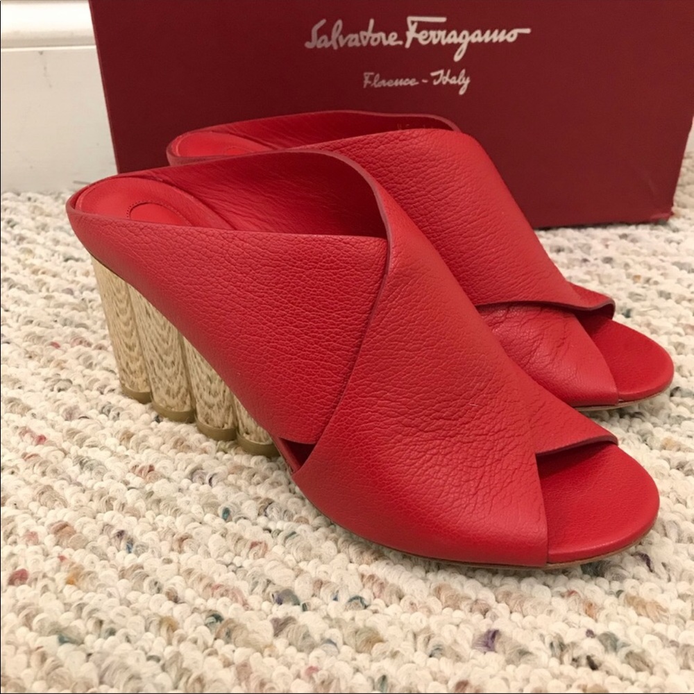 🆕 Salvatore Ferragamo lasa red leather sandals- 8